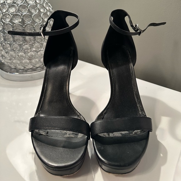 Michael Kors Black Leather Platform heels - Picture 1 of 8